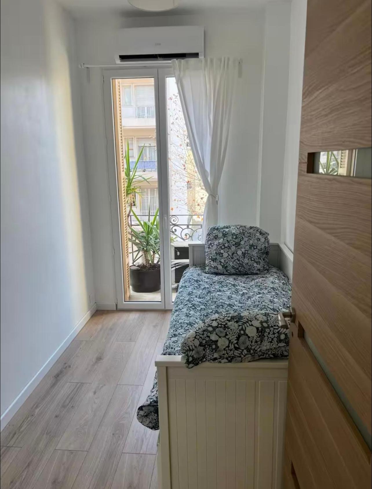 2 2 Lits 1 Salle De Bain Nizza